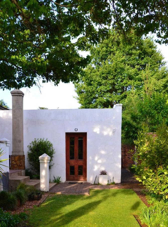 The Gables Guest House eMakhazeni Exterior foto
